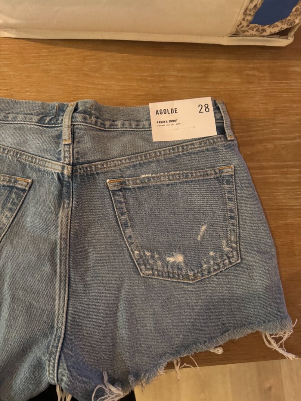 NWT AGOLDE Parker Vintage Cutoff Shorts in "Swapmeet"
